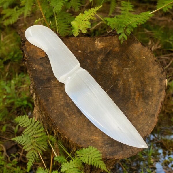 Cuchillo Selenita